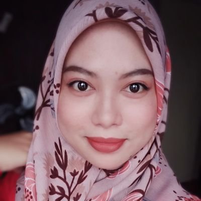 Mother of Aleena Delisya
 | Beauty Consultant MARY KAY
 | Selling Product & Service