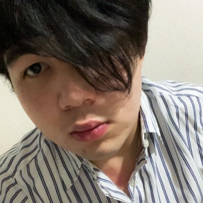 lrvnjbgrc's profile picture. 