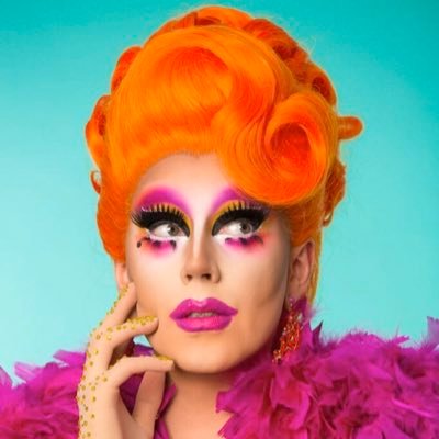 me_thedragqueen Profile Picture