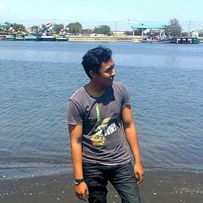 Astraisuzublit1's profile picture. gym, food traveler, marketing