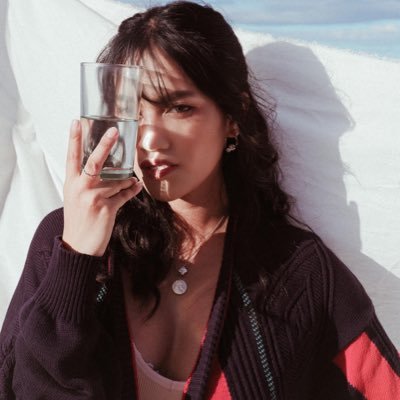 SkinniestJean's profile picture. Fashion and Lifestyle V-Blogger | Stylist #UkayJEANeration