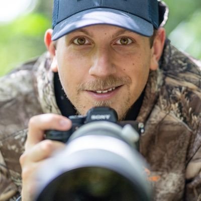 Wildlife Field Technician/Wildlife YouTuber
