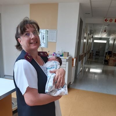 Advanced midwife, nursing for 36 yrs now, love maternity and neonatal care.  Now working night duty most of the time.