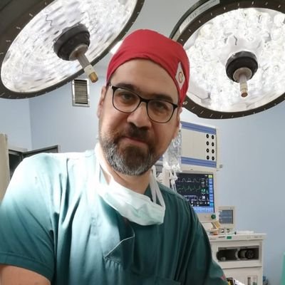 Kalp ve damar cerrahisi uzmani, 
Ankara Tıp
Mütemadiyen operatif,
Antakyalı
