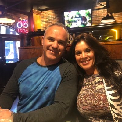 Happily married , God fearing , Passionate , animal Advocate , lover of humanity that puts God first !