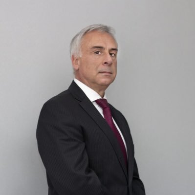 abogadoandresg2's profile picture. Abogado de la U. De Chile, experto en Derecho Concursal (Quiebras y Reorganización de pasivos y activos de Empresas). Libertario y minarquista.