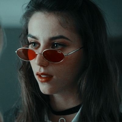 hebwvele's profile picture. 