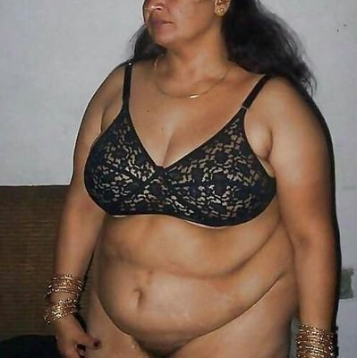 dreamy_bhabi's profile picture. i love you