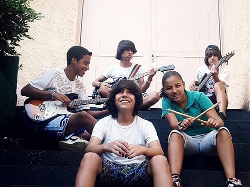 Oii esse Fc é dedicado a banda @PlayedOficial.Since : 27/02/11.Oficializado dia 27/02/11.Dona:@VikaRodrigues2.
Msn:fcplaeyd_sz@hotmail.com.Follow-me *---*.