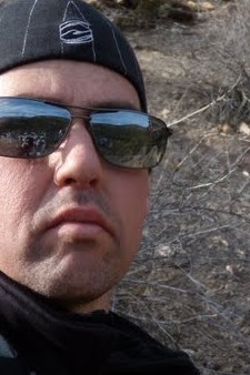 Live think dream and work in Durango CO. Digging heels into the roots in the mountains. I ride hike play observe listen contemplate capture the world around me