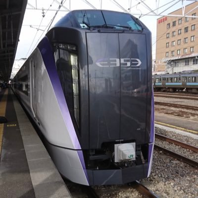 DXd0Q4aJTpMZ0BF's profile picture. 