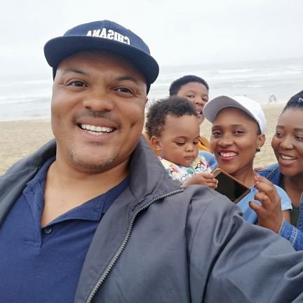 VSNomzanga's profile picture. 