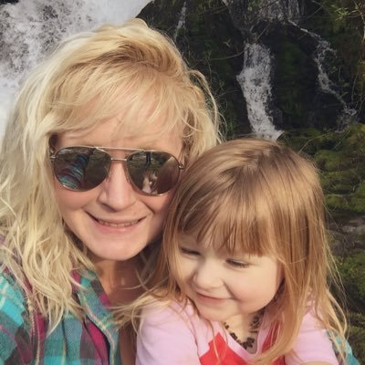 SkylerZyndaSky's profile picture. 27 || single mama || amateur poet ||