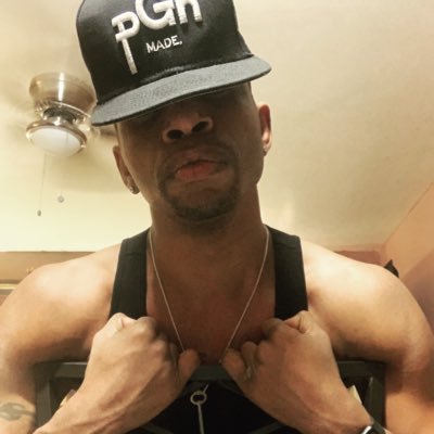 **NSFW - HEAVY man on man sexual context. All that and then some! Great guy! All around good time! Hung top:vers go with the flow #bbbh