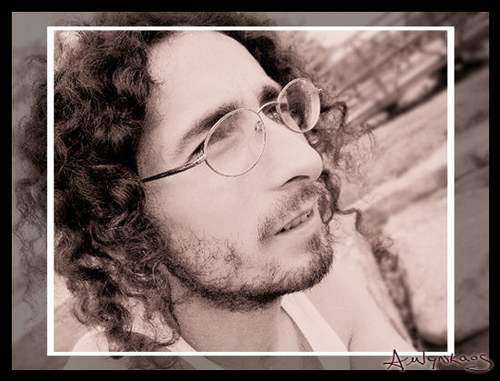 Dodongo420's profile picture. I live in a van, down by the river