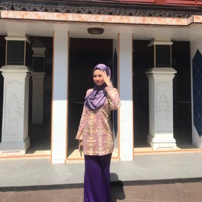 HanisHasbullah_'s profile picture. اَللَّهُمَّ صَلِّ َعلى سيدنا مُحَمَّدٍ وَ عَلَى آِل سيدنا مُحَمَّدٍ .