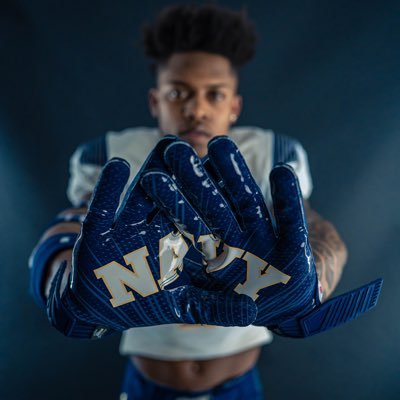 NAVY COMMIT⚓️‼️5’11 180 C/O ‘20👨🏾🎓 STUDENT/ATH @ The Maury High School⚓️ #WRH‼️ Ig: therealdp5