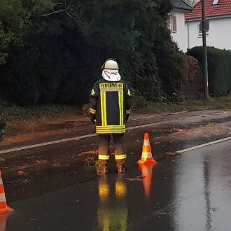 xCEmmchen's profile picture. Freiwillige Feuerwehr | Mod @SLB2k11 | Studentin mit Motivationsprobleme