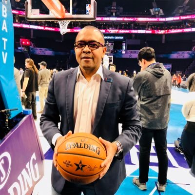philepclarke's profile picture. Periodista-Relator-Comentarista, Técnico de Futbol, freelance @DiarioDiezHn @deportetotalusa @tododeporteonline Fútbol-Basketball-Salsa