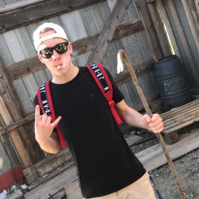 justinburch72's profile picture. 18