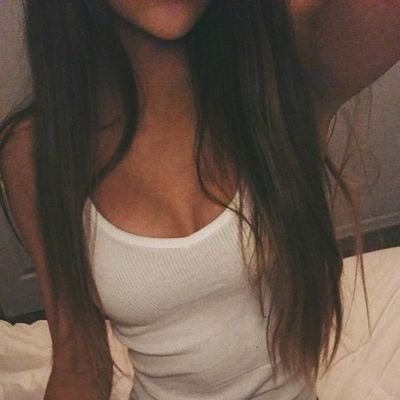 Coucou mes coquinous 🙈 petite brune pour nudes, vidéos, réel ou autres,venez dm je vous attends 🥰👅 20 yo
Rien de gratuit ⚠️🔞 (PayPal, Psc)
#Nofack
#Nudes