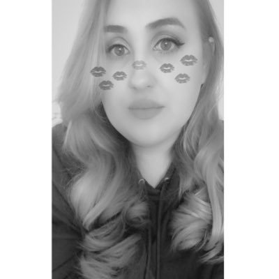 traceyycooper's profile picture. 