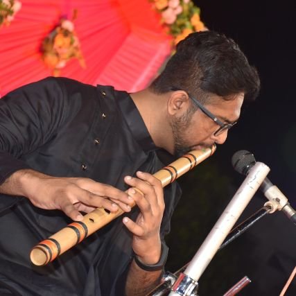dhruvsheth37's profile picture. 