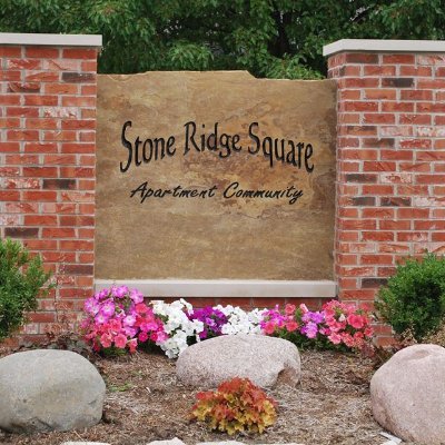 Stone Ridge Square Apartment Community in Urbana, IL