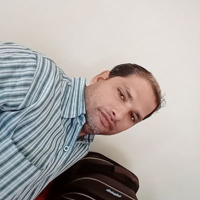 Y1C5MqcauEerIiw's profile picture. पत्रकार व स्तम्भ लेखक