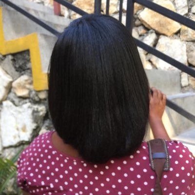 passionnée de cheveux crépus https://t.co/PwZzIRUs15