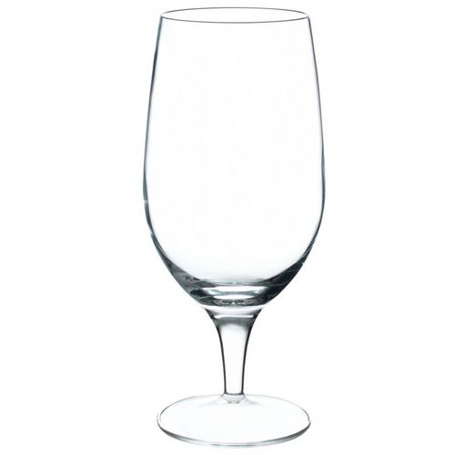 Bar fly and glassware obsessive. Trying to save the world from incorrect glass and branded glass use, one drink at a time!