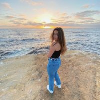 chlo (@chloe143kern) 's Twitter Profile