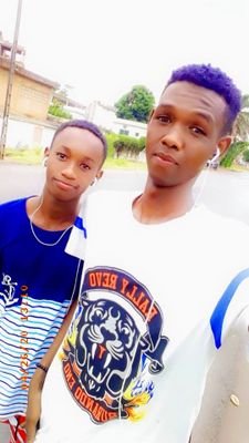 PGaynaako's profile picture. "le temps n'attend personne"