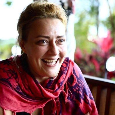 ioanablog's profile picture. ❤ Writer & entrepreneur: https://t.co/8OaooLgXoY ⛵ Owner @ Digital Nomads School.