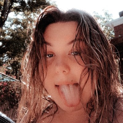 add me on snap @kate25_05 🤪 .. nd follow me in insta @bxbyy.katee ☺️💞 !