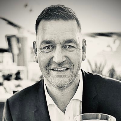 Founder of AST Media Ltd and European Representative for @QuirksMR Lover of #MRX #NewMR #Research  collector and drinker of Craft Gins #gin - views are my own