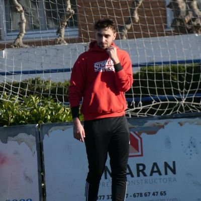 Zaapi13's profile picture. Graduado en Fisioterapia (URV), estudiando Máster en Fisioterapia Deportiva y Readaptación al Ejercicio Físico (EUG). FISIOTERAPEUTA de C.F. Canonja⚽ y ADT🏀