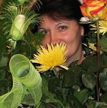 Чтобы двигаться вперёд, вы должны верить в себя. Иметь веру в свои убеждения и смело выполнять эти убеждения.