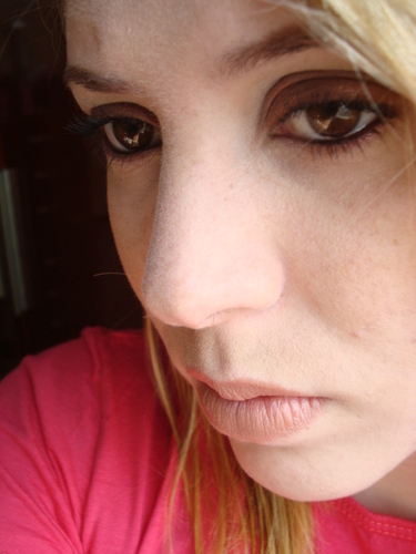 Filha, irmã, esposa, blogueira, amiga, teimosa, topeira com assuntos de internet, mas juro que to aprendendo...kkk
http://t.co/9pPVMp4M