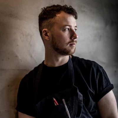 Chef | Irish speaker | Writer of The Ómós Digest, an independent newsletter dedicated to food and culture.