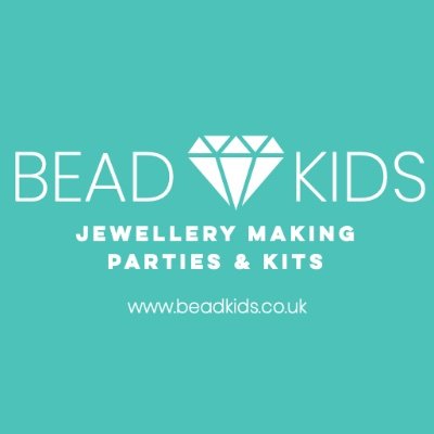 behind the scenes + crafty jewellery parties + diy craft kits + party favours
Tweets from Mandy (crafty founder)