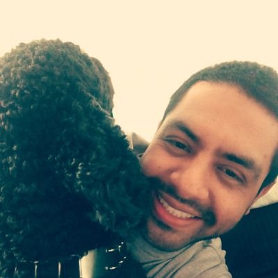 Ser humano, Contador público. No todo lo que digo es malo.
@EnjambreLibros