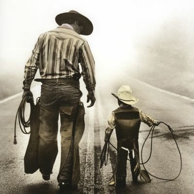 SamuelFlavio7's profile picture. “Que ninguém se engane, só se consegue a simplicidade através de muito trabalho.” (Clarice Lispector)