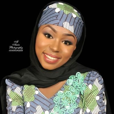 A simple, happy, jovial and a sweet girl❤. A journalist and offcourse a perfume vendor.