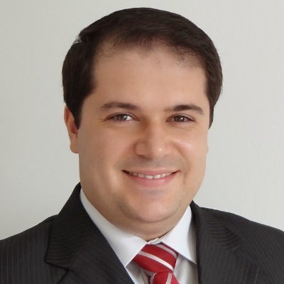 Jornalista diplomado.
Fotógrafo.
Comunicação é fundamental.