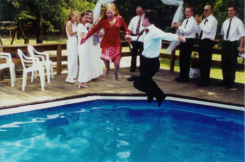 glyterbugg's profile picture. Happy & I know it, claps my hands:)