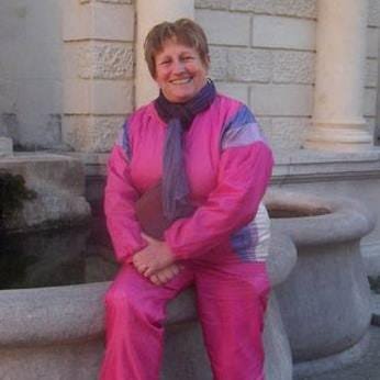 Geneviv91569394's profile picture. 