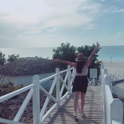 AlloLisa's profile picture. be the energy you want to attract ✨
#GoHabsGo