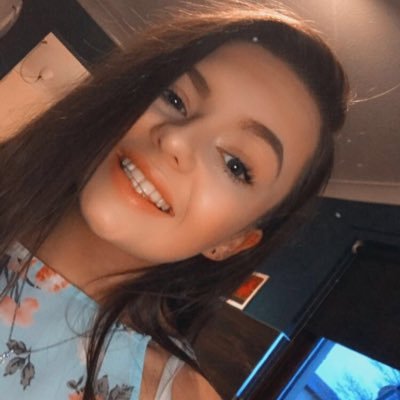 ‘ In a world where you can be anything, Be Kind ‘ 🌸🦋