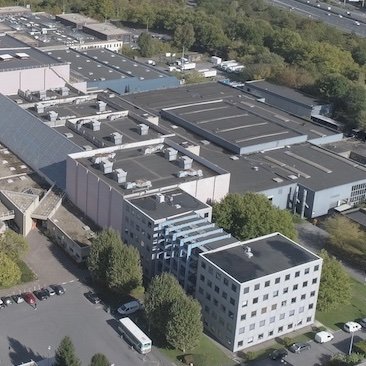 sauverBry's profile picture. Compte créé par les associations des Chefs Décorateurs de Cinéma (ADC) et par les Métiers Associés de la Décoration (MAD) pour sauver les Studios de Bry